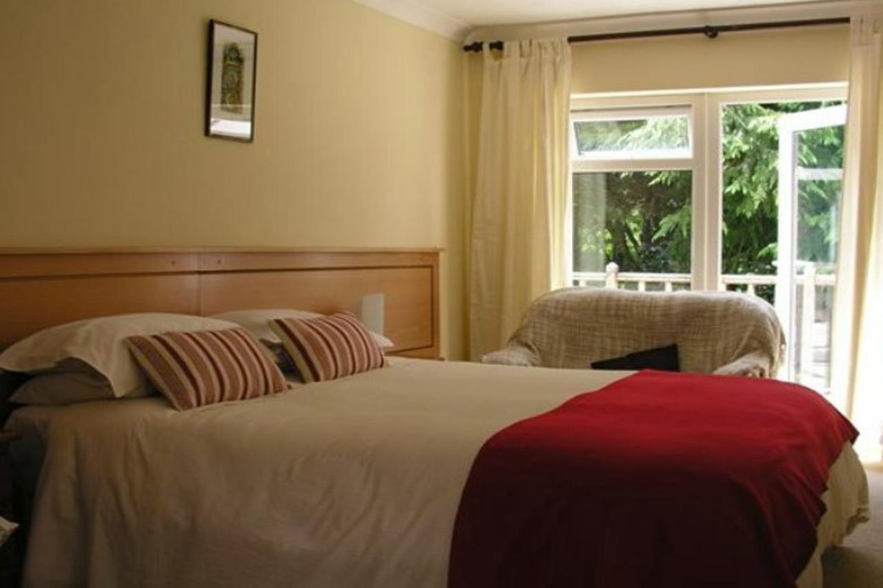 Lakeland Midsummer Lakehouse อูคเทอราร์ด ภายนอก รูปภาพ