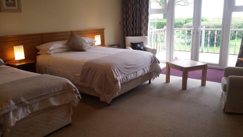 Lakeland Midsummer Lakehouse อูคเทอราร์ด ภายนอก รูปภาพ